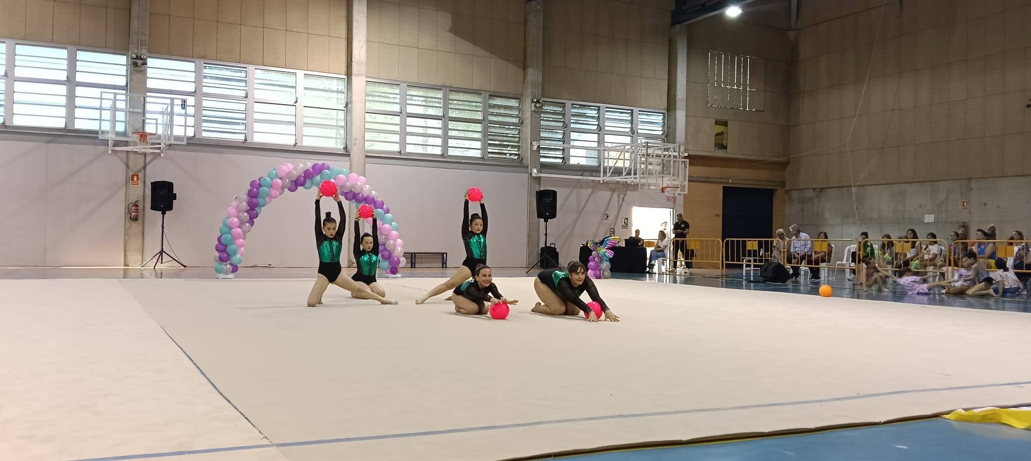 493576940_10232951193035221_2068405399078399706_n