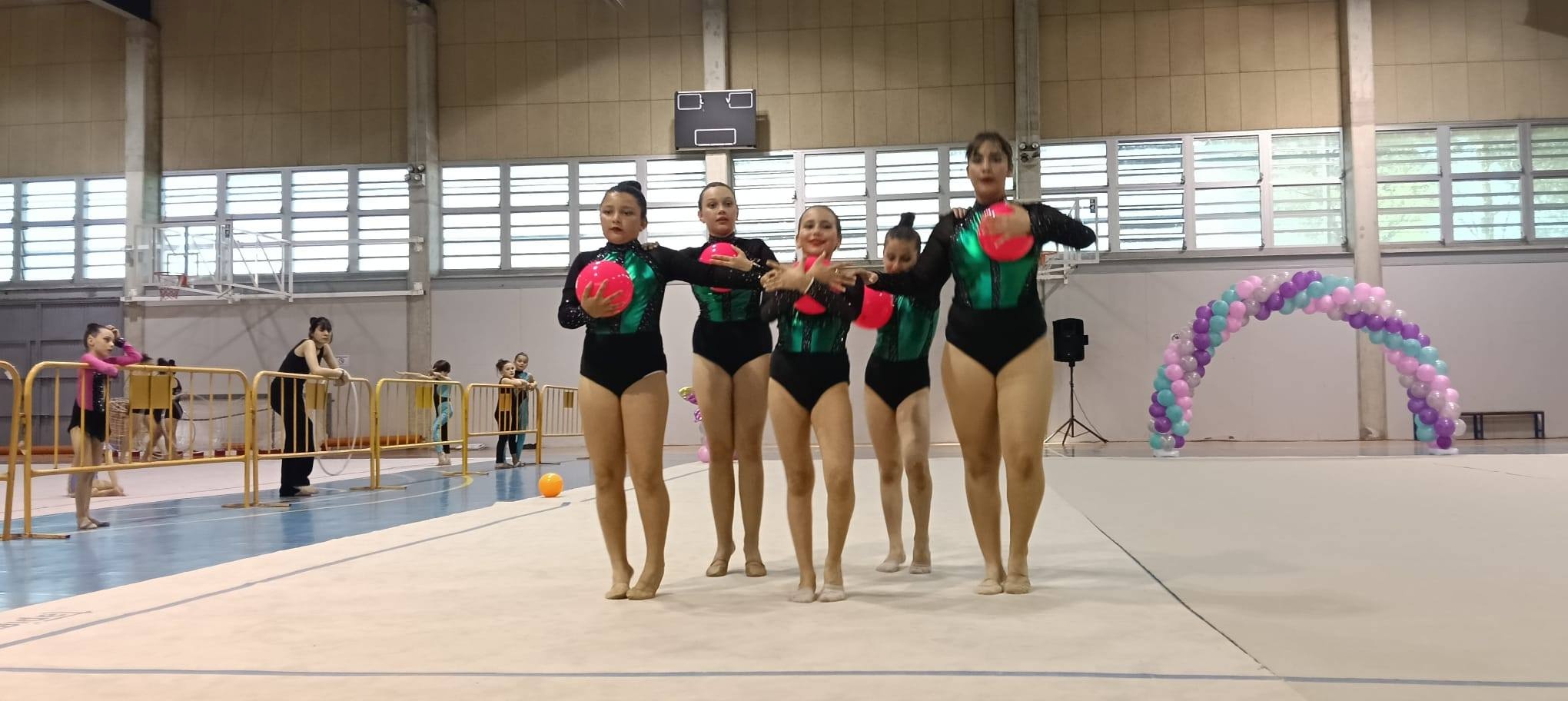 494027935_10232951193915243_1644871083725489555_n