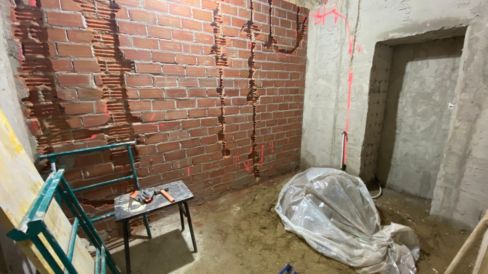 561036e9-b3c0-4ebf-8522-16307d8c7597