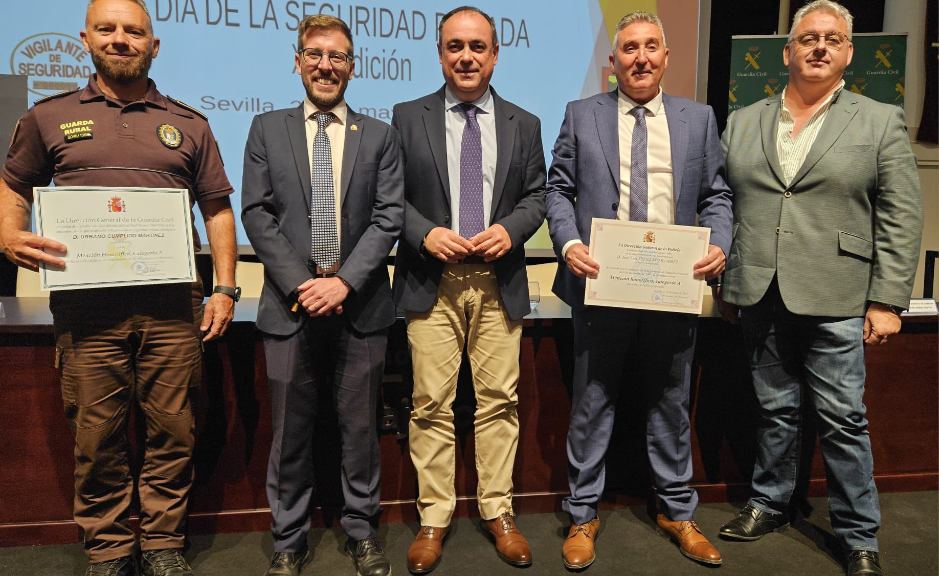 5d1fd10a-6b4a-475c-8b3f-d4ecdf25cd59