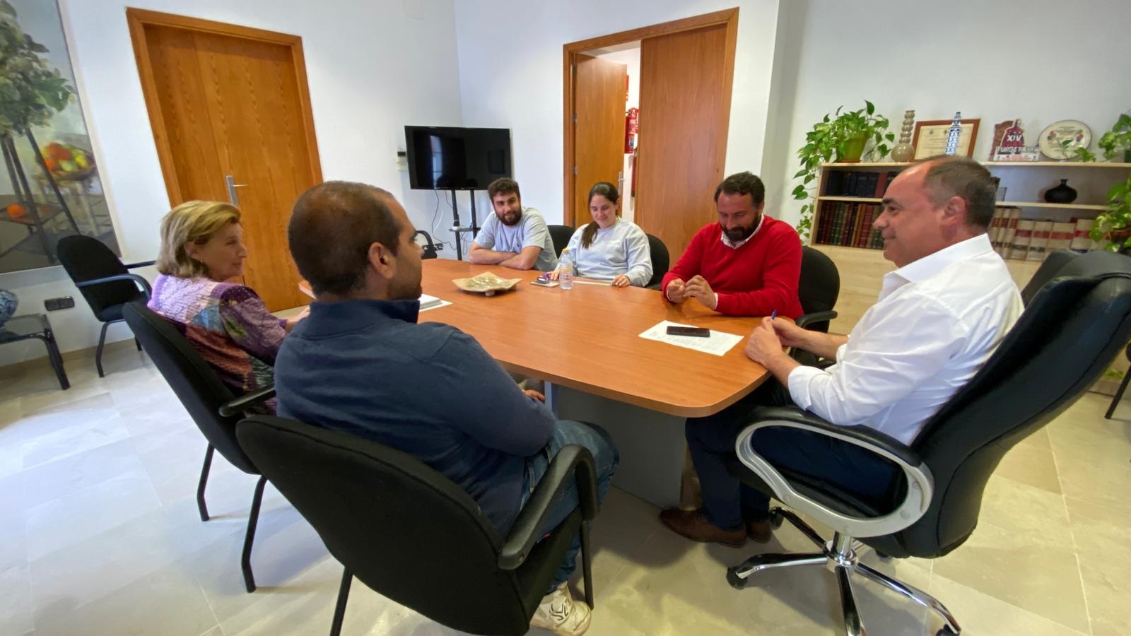 fe6f5306-4e47-4958-b491-b9275c6765b1